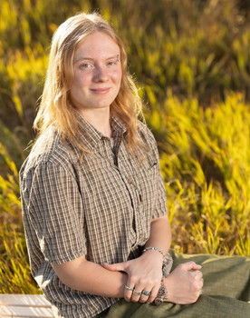 Theryn Ochsner as Laura Baker