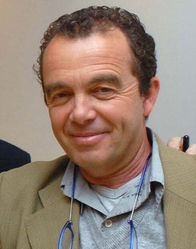 Carlos Tristancho as 