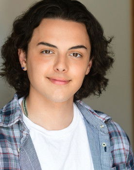 Ethan Kemper as Theo Caputo