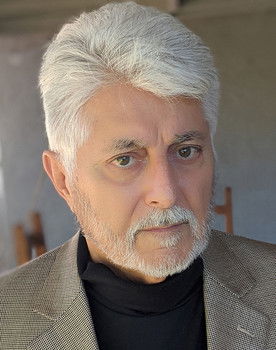 Sam Barcelona as Aaron Lang