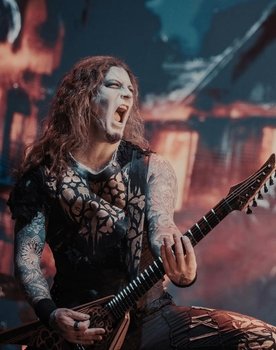 Matthew Greywolf as Guitar