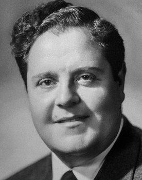 João Villaret as Telmo Pais