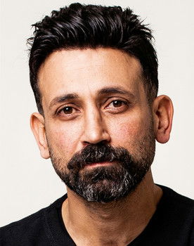 Sinan Çalışkanoğlu as Cem