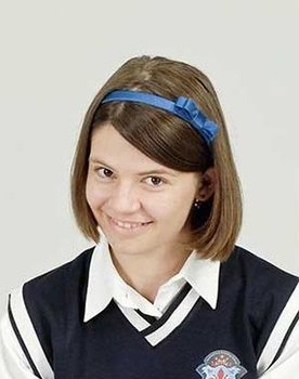 Saphia Stoney as Madeleine