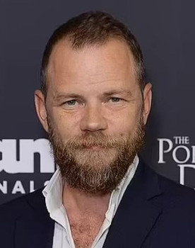 Jeffrey Walker as Brett Bates