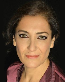 Serpil Gül as Iraz