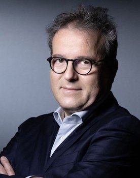 Les Alimenteurs