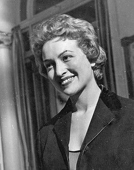 Maria Teresa Ruta as 