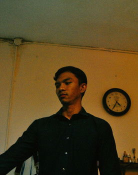 Billy Ramadaniel as Tedi