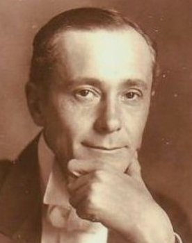 Alfred Abel as Dichter Knips