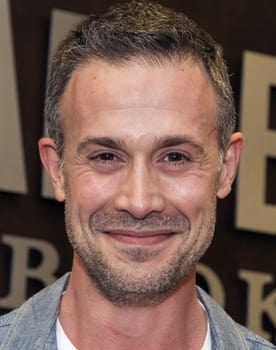 Freddie Prinze Jr. as 