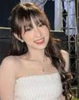 Leona Zhen