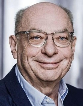 Jack Newman as Patient