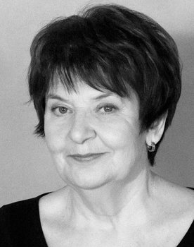 Helene Vannari as Juula