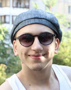 Dmytro Musienko as Tony