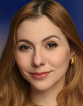 Amanda Döring as Camila