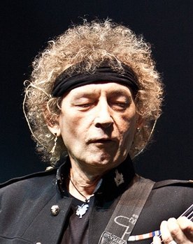 Vasco tutto in una notte - LiveKom015