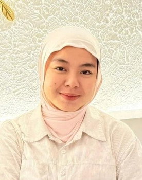 Laula Putri Alvina as 