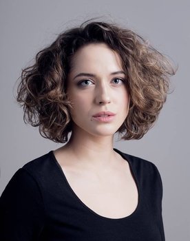 Aleksandra Hamkało as Eve