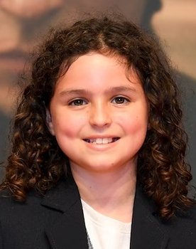 Linn Vandeborne as Kayla