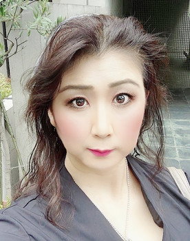 吉岡奈々子
