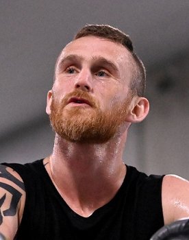 Dennis Hogan vs. Sam Eggington
