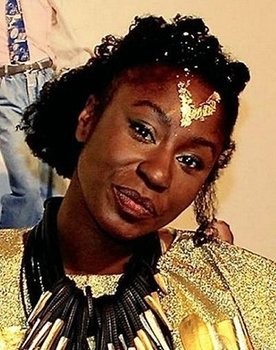 Louisa Yaa Aisin as Grace