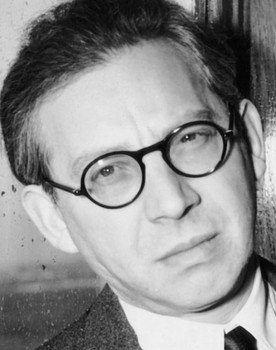 Alexander Korda as Self