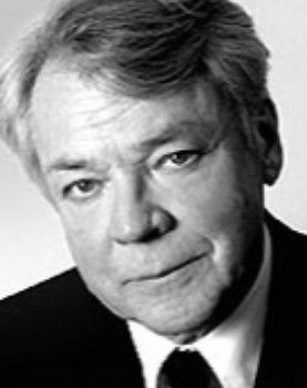 Leonid Fomin as Обноскин