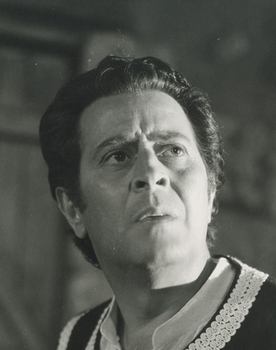 Nikos Kazis