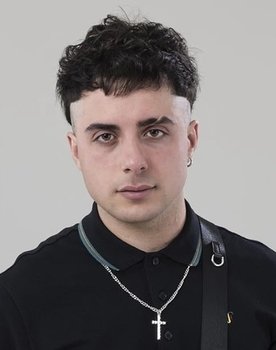 Gonçalo Braga as Guilherme