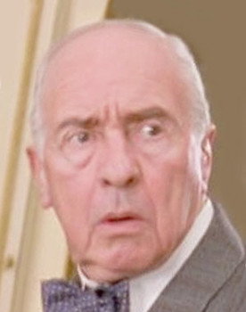 Gordon Sterne as Edward Stroud