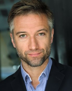 Howard Corlett