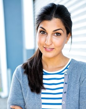 Jasmine Elist as Yas