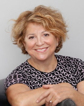 Esther García as Self