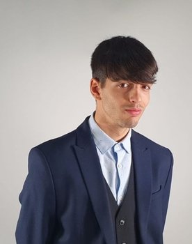 Alejandro Ranero as Voz