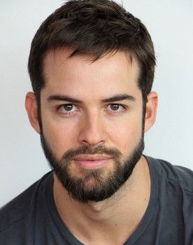 Bruno Dubeux as Sávio Umuarão (Savinho)