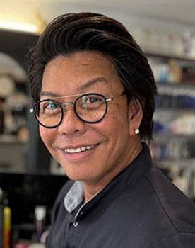 Dante Deterala as Self (Hairdresser)