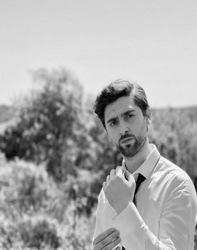 Ali Haydar Çataltepe as Miraç Karadeniz