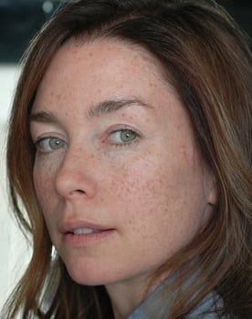 Julianne Nicholson