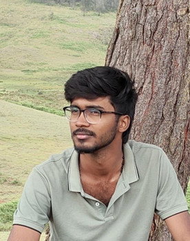 Vishnu Kumar as Drug Addict