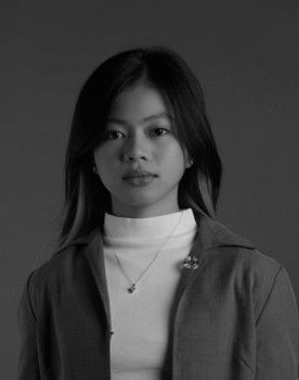 Rein Peña as Lounging Student