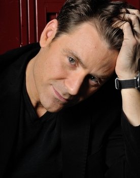 Andrew Gentile as Insurance salesman