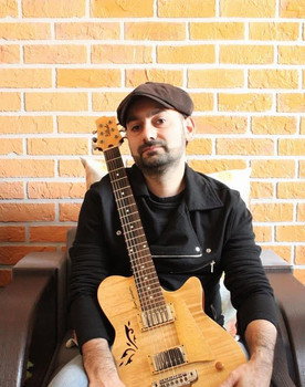 Aram Vardani as as himself