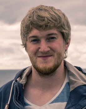 Daniel Claesson as Daniel