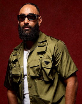 Laouni Mouhid as Ludovic Servitat