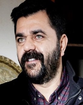 Burçin Birben as Mirza