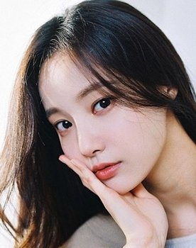 Yeon-woo as Hong Cho-won