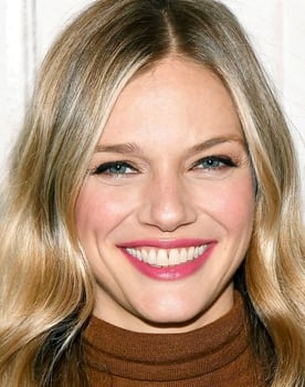 Tracy Spiridakos as Rebecca Byrd