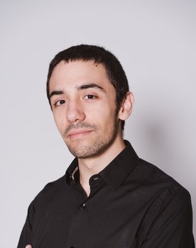 Lucas Fidalgo Knoeller as 